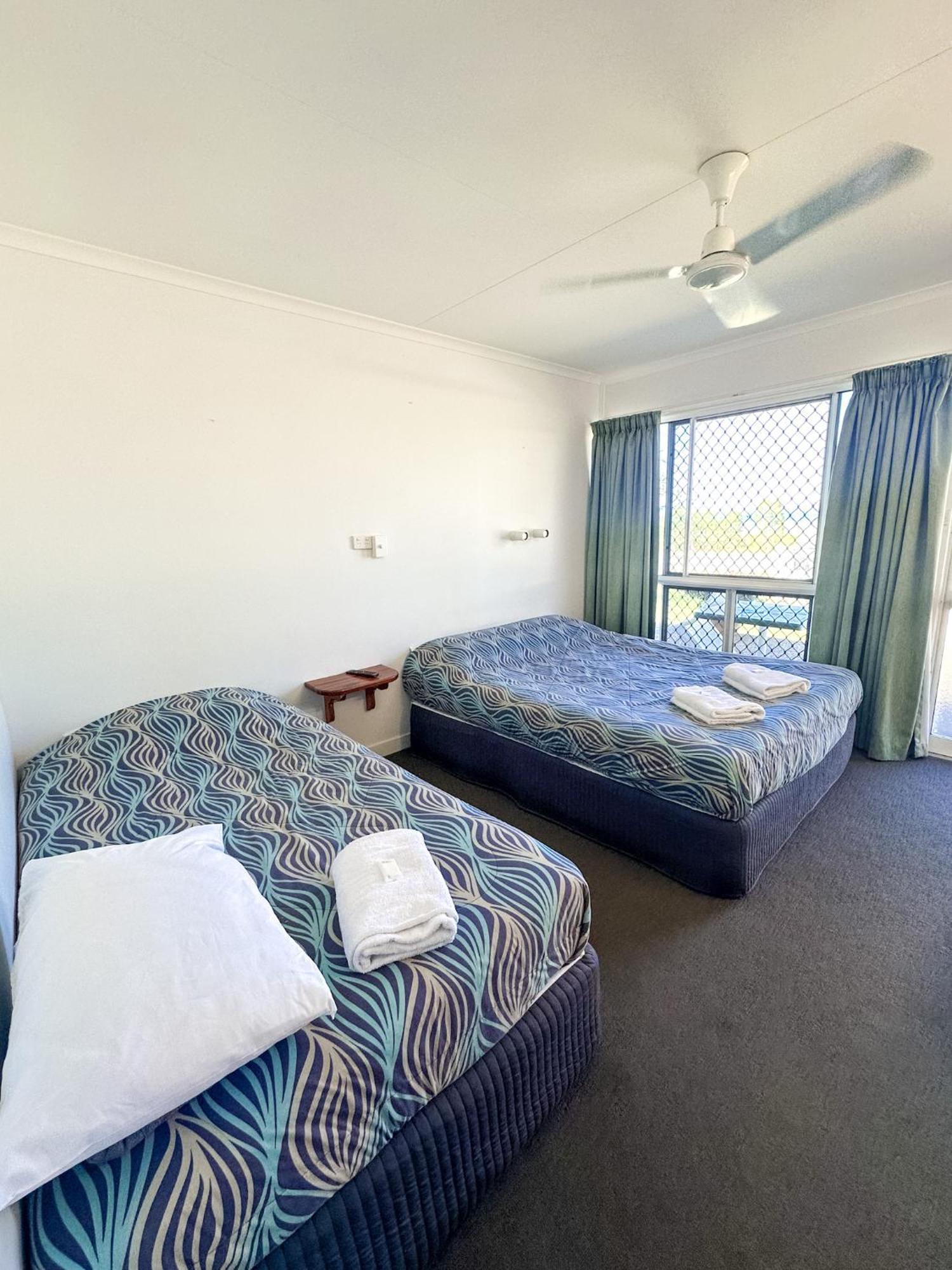 Ocean View Motel Bowen Exterior photo